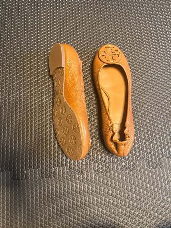 Tory Burch Minnie tan leather folding flats - Women|50393232 Tory Burch Minnie Travel Ballet Flats Tan Leather